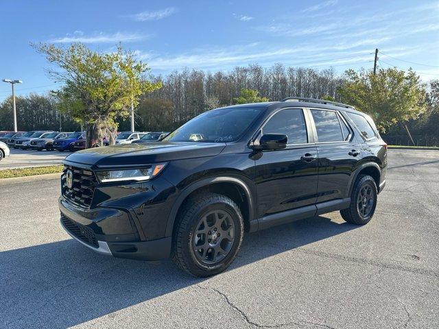 new 2025 Honda Pilot car, priced at $48,090