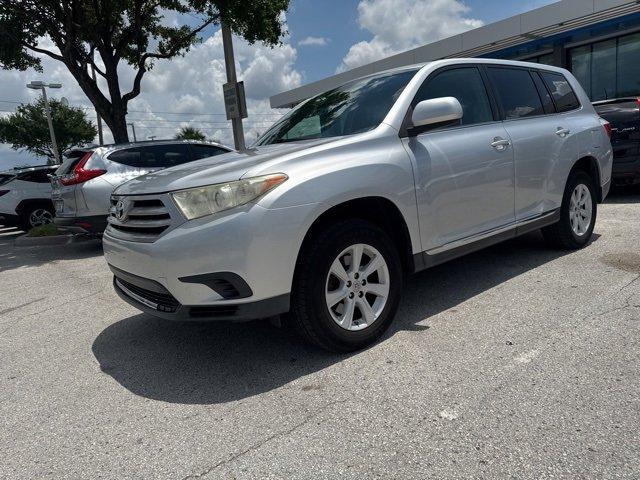 used 2013 Toyota Highlander car, priced at $13,983