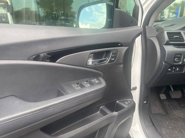 used 2022 Honda Pilot car, priced at $34,891