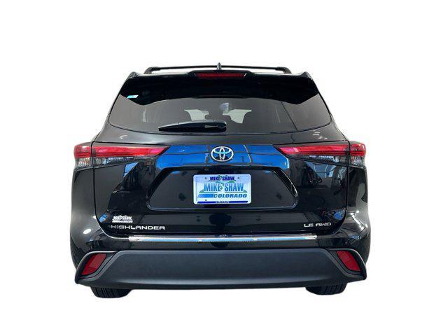 used 2022 Toyota Highlander car, priced at $30,100