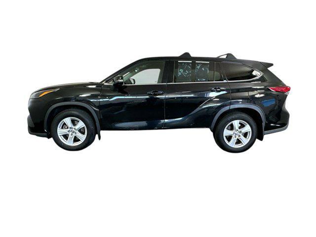 used 2022 Toyota Highlander car, priced at $30,100