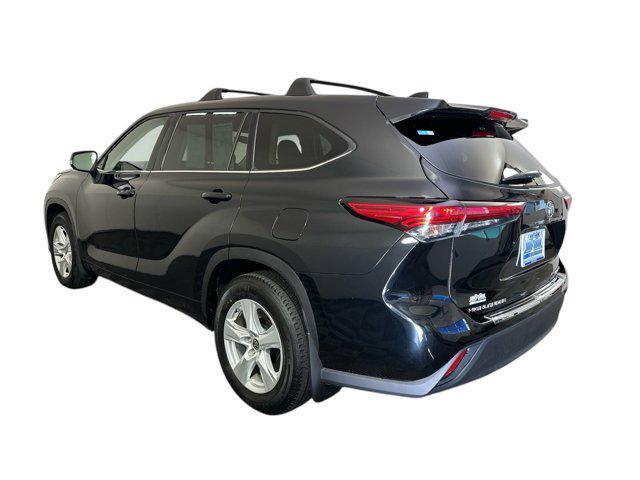 used 2022 Toyota Highlander car, priced at $30,100