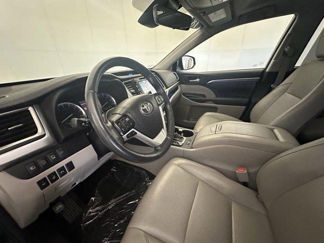 used 2018 Toyota Highlander car, priced at $27,701
