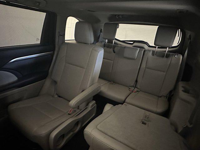 used 2018 Toyota Highlander car, priced at $27,701