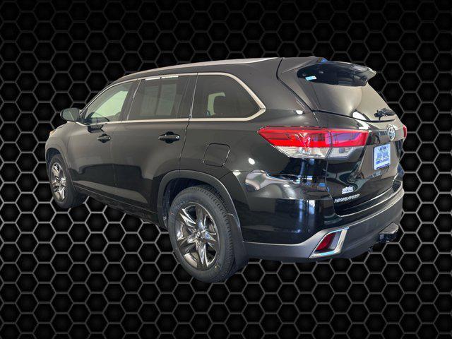used 2018 Toyota Highlander car, priced at $27,701