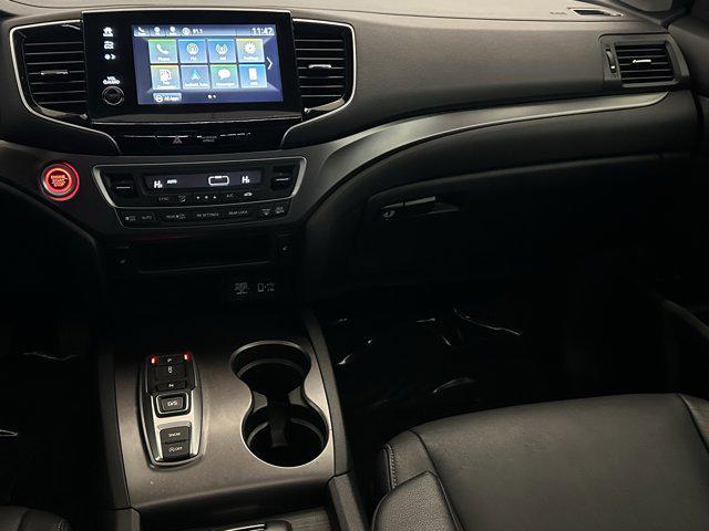 used 2021 Honda Pilot car, priced at $25,417