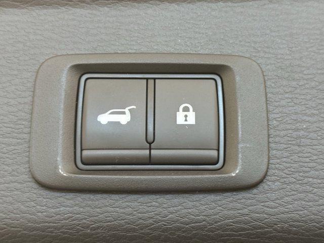 used 2024 Mitsubishi Outlander car, priced at $29,028