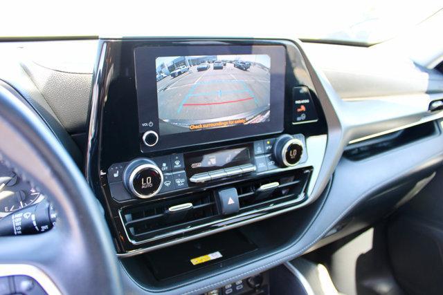 used 2023 Toyota Highlander car, priced at $37,552