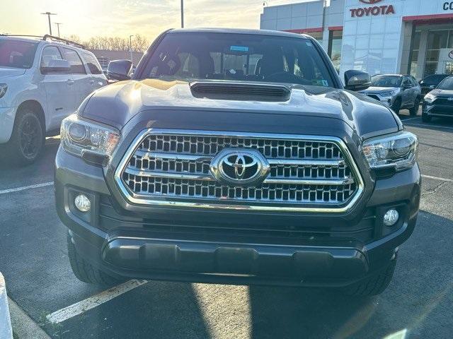 used 2016 Toyota Tacoma car, priced at $30,334