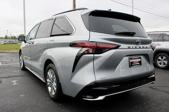 used 2021 Toyota Sienna car, priced at $44,963