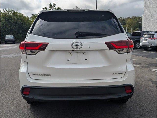 used 2019 Toyota Highlander car, priced at $21,362