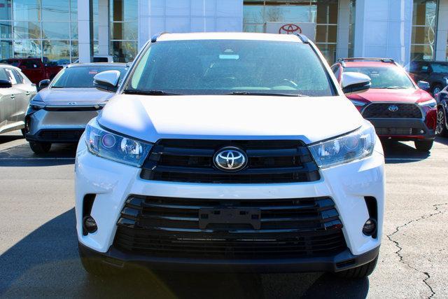 used 2019 Toyota Highlander car, priced at $26,739