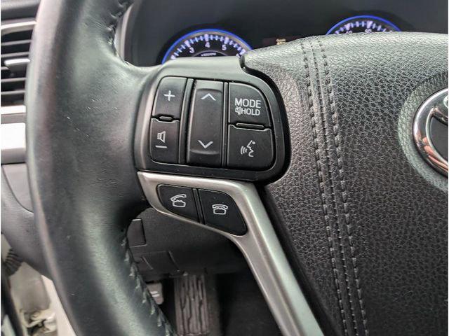 used 2016 Toyota Highlander car, priced at $13,698