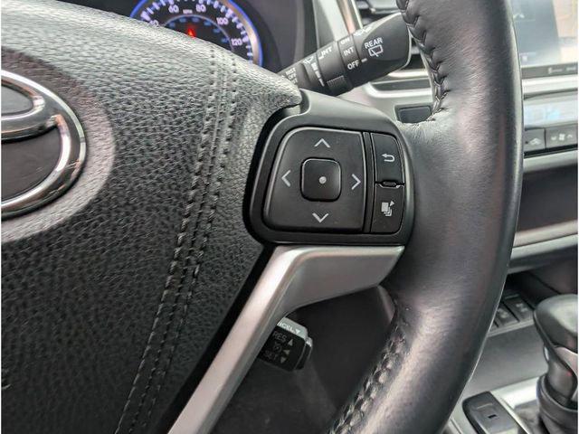 used 2016 Toyota Highlander car, priced at $13,698