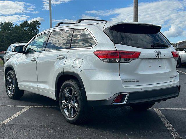 used 2019 Toyota Highlander car, priced at $32,233