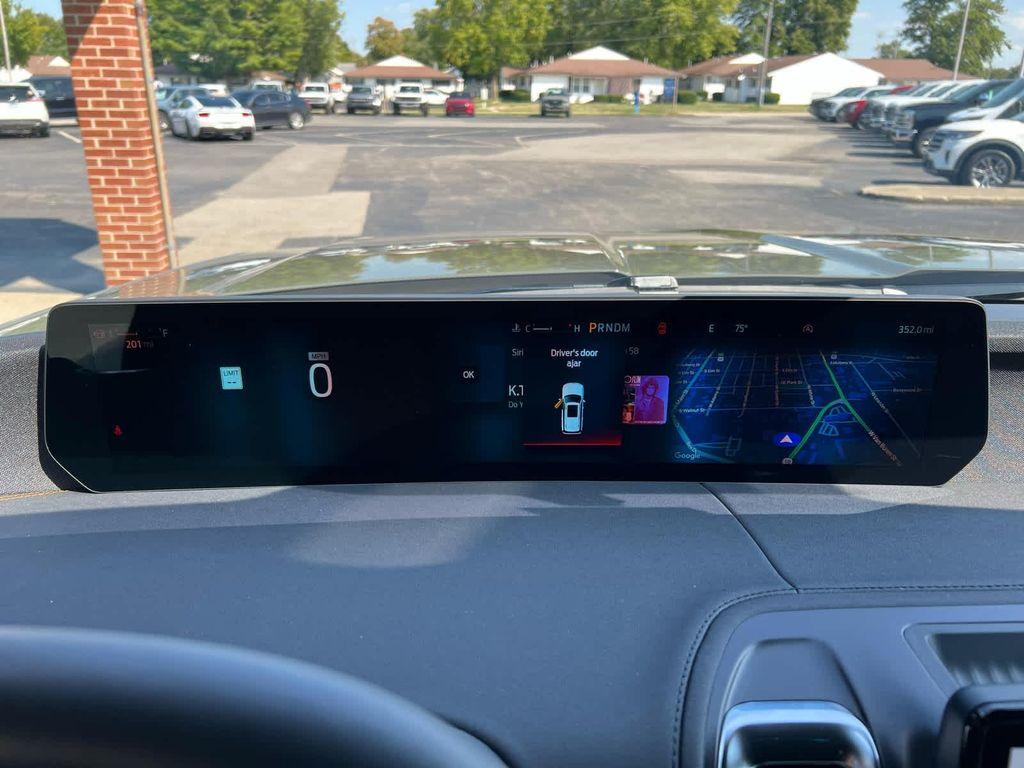 new 2025 Ford Expedition car, priced at $83,025