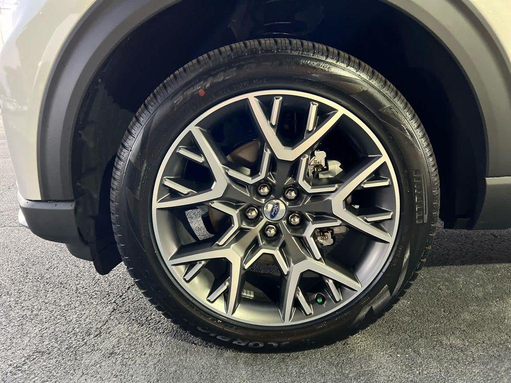 new 2025 Ford Explorer car, priced at $61,740