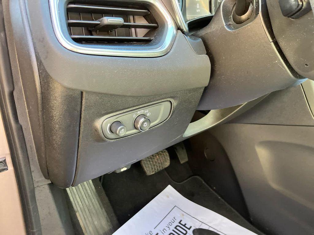 used 2019 Chevrolet Equinox car, priced at $17,898