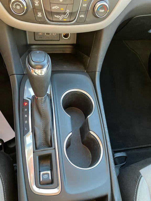 used 2019 Chevrolet Equinox car, priced at $17,898