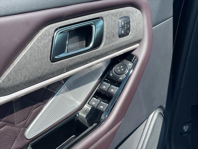 new 2025 Ford Explorer car, priced at $61,365
