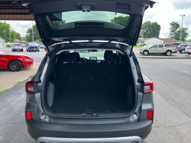 new 2025 Ford Escape car, priced at $33,385