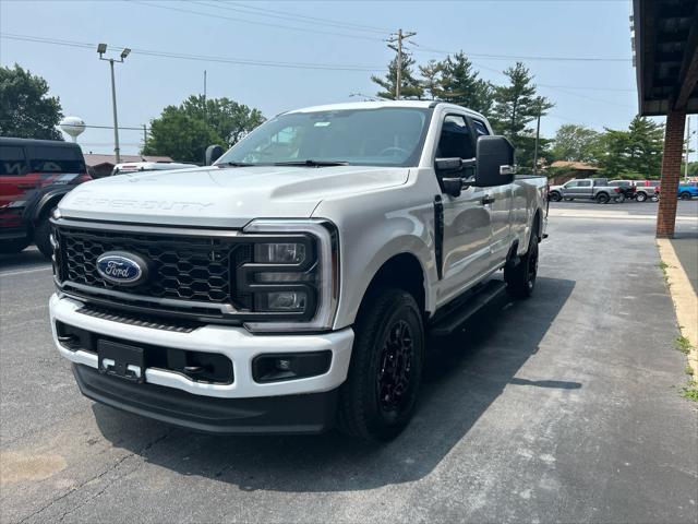 new 2025 Ford F-350 car, priced at $61,530