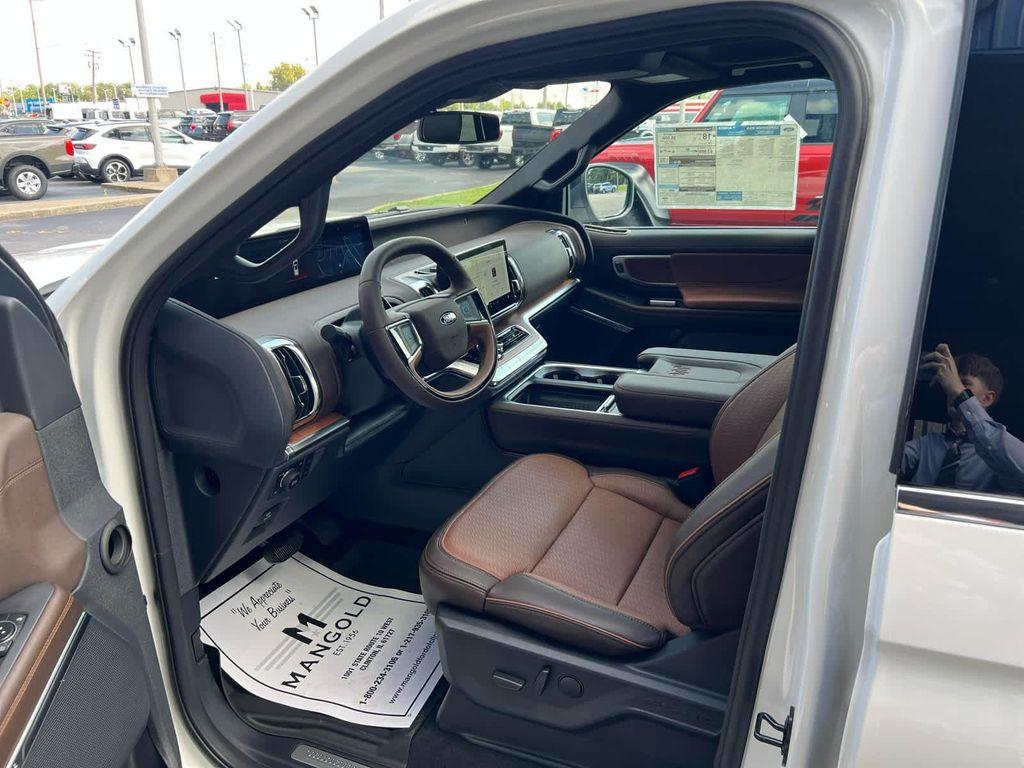 new 2025 Ford Expedition Max car, priced at $90,325