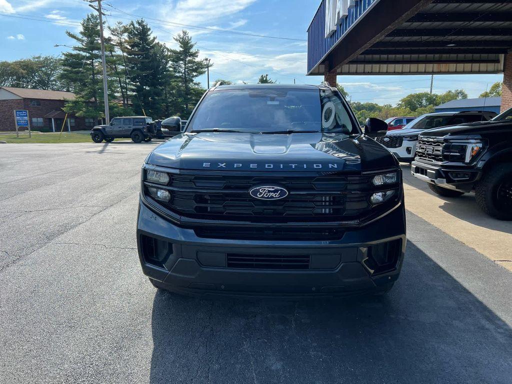 new 2025 Ford Expedition Max car, priced at $75,385