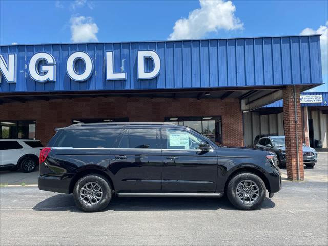 new 2025 Ford Expedition Max car, priced at $70,195