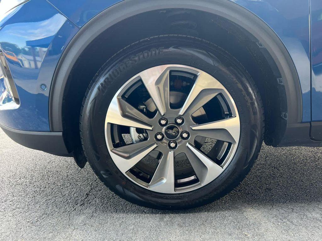 used 2023 Ford Escape car, priced at $30,439