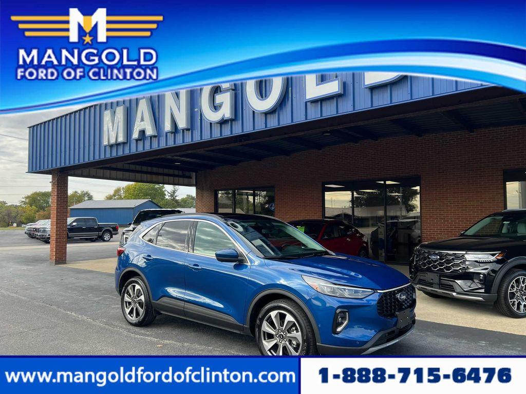 used 2023 Ford Escape car, priced at $30,439