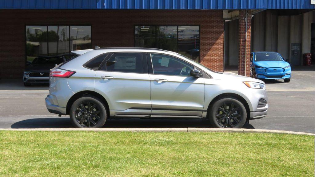 new 2023 Ford Edge car, priced at $36,885