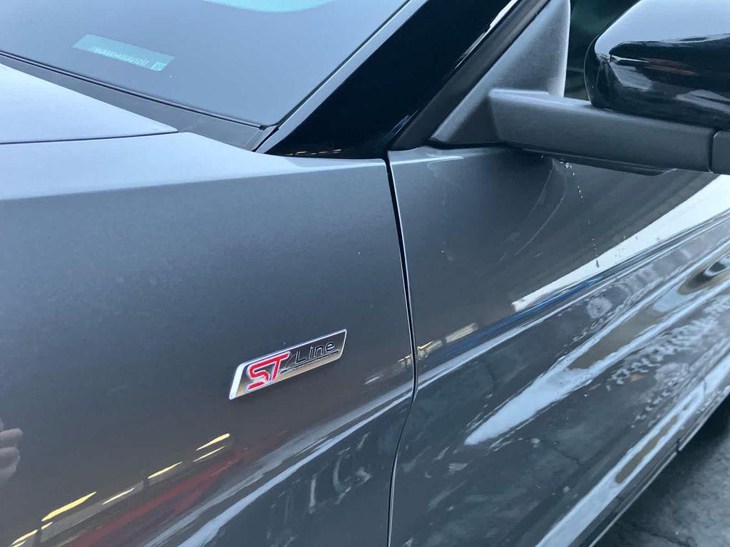 used 2025 Ford Explorer car, priced at $43,244