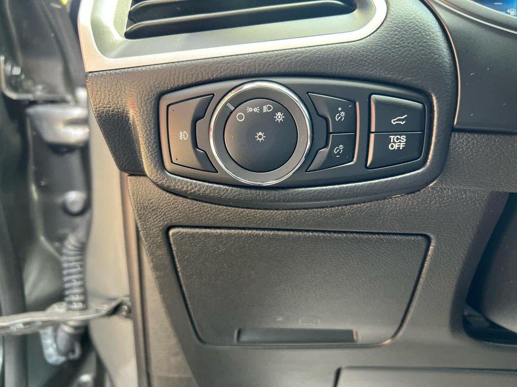 used 2023 Ford Edge car, priced at $23,123