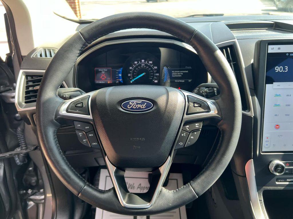 used 2023 Ford Edge car, priced at $23,123