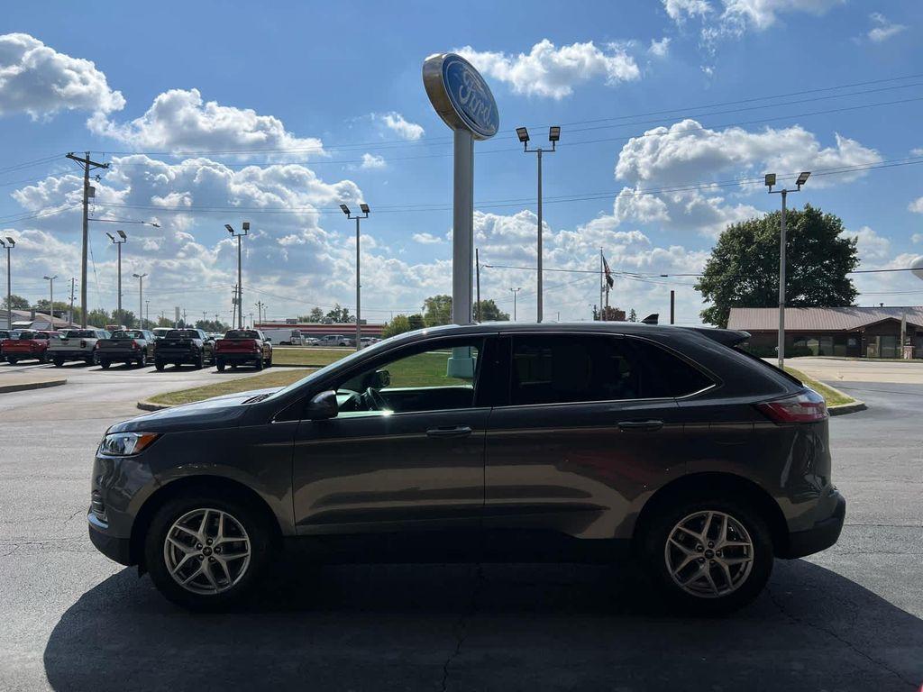 used 2023 Ford Edge car, priced at $23,123
