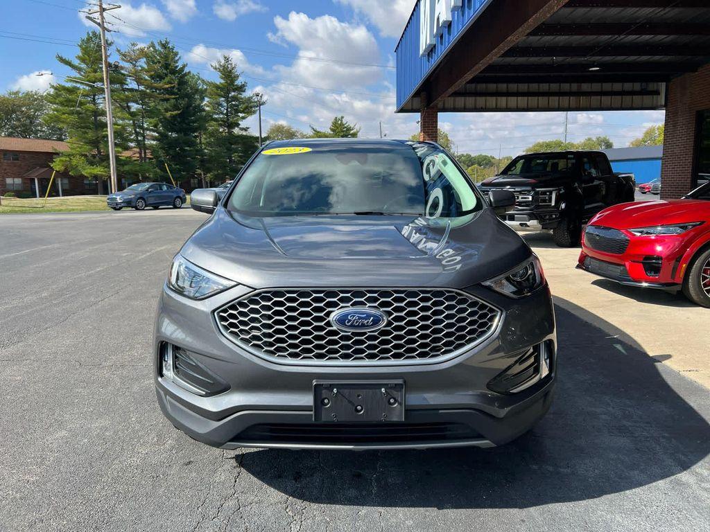 used 2023 Ford Edge car, priced at $23,123