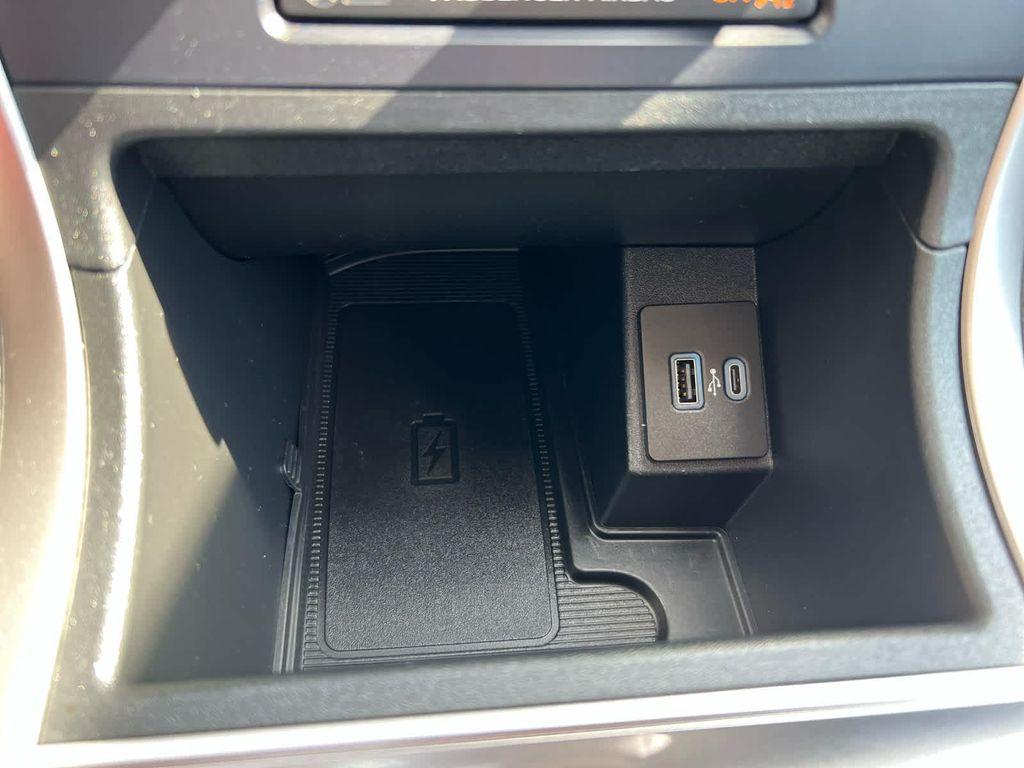 used 2023 Ford Edge car, priced at $23,123