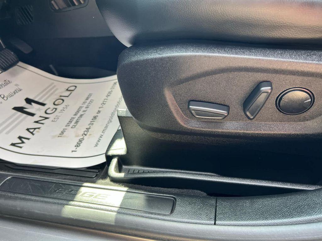 used 2023 Ford Edge car, priced at $23,123