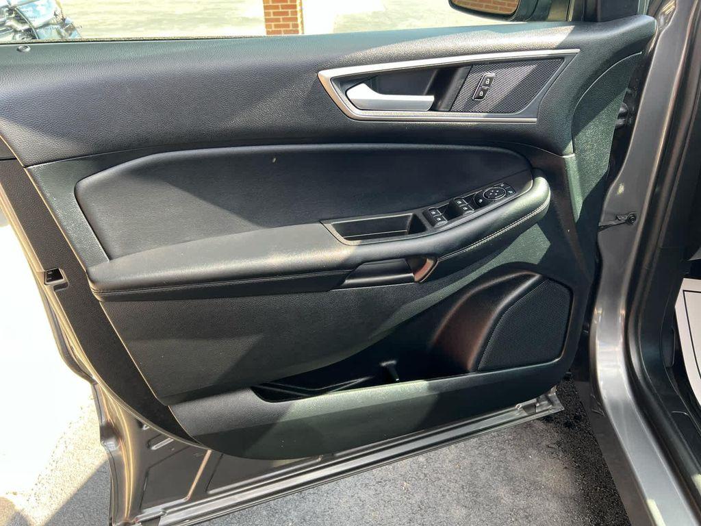 used 2023 Ford Edge car, priced at $23,123