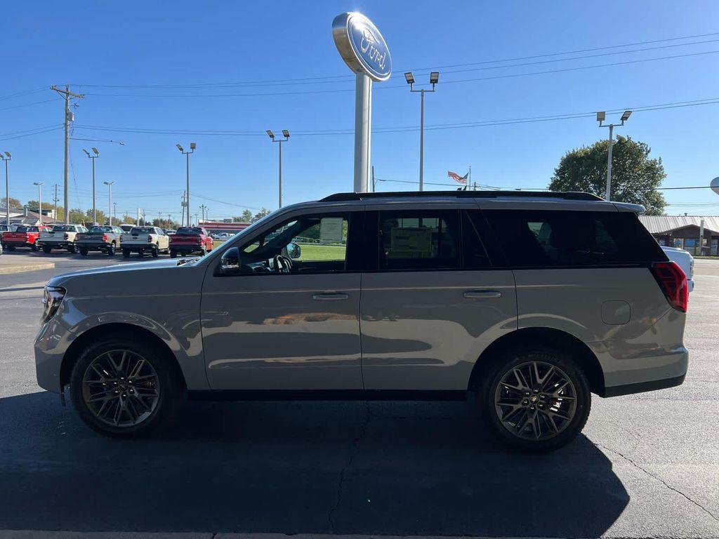 new 2025 Ford Expedition car, priced at $86,225