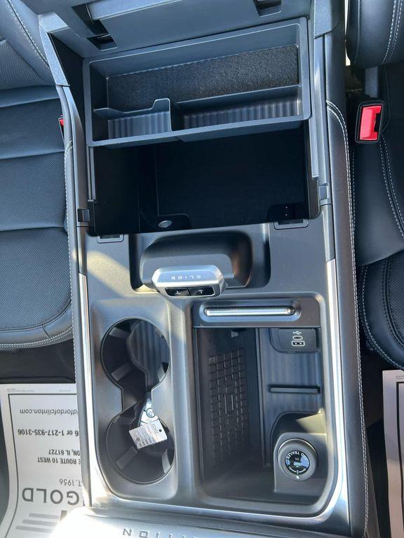 new 2025 Ford Expedition car, priced at $86,225