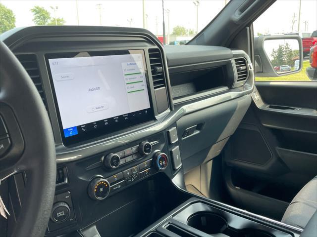 new 2025 Ford F-150 car, priced at $51,860