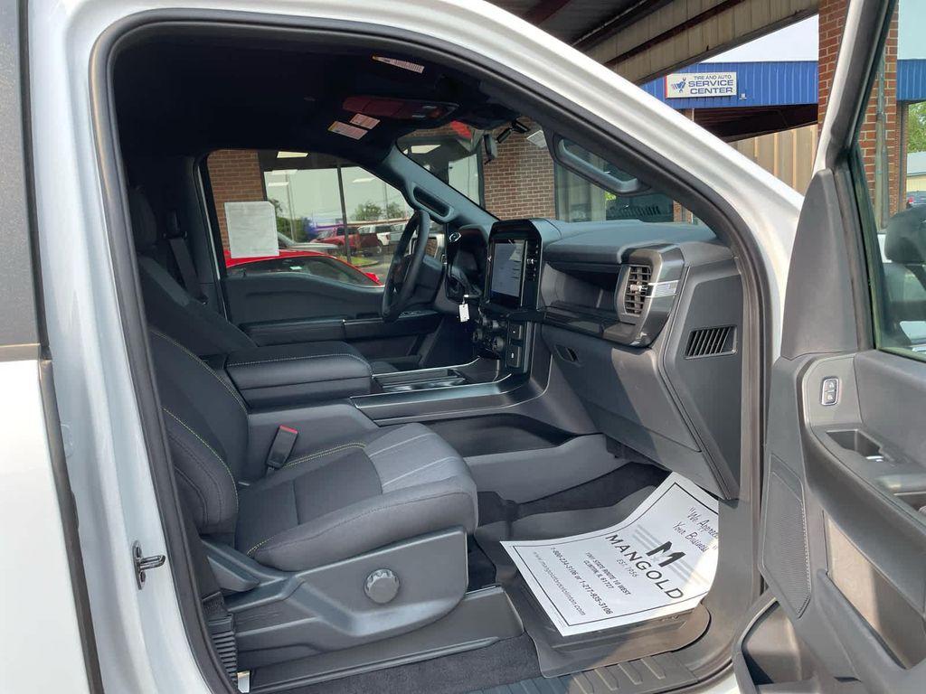 new 2025 Ford F-150 car, priced at $51,860