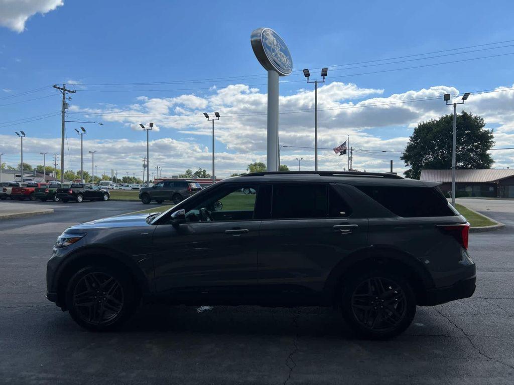 new 2025 Ford Explorer car, priced at $53,730