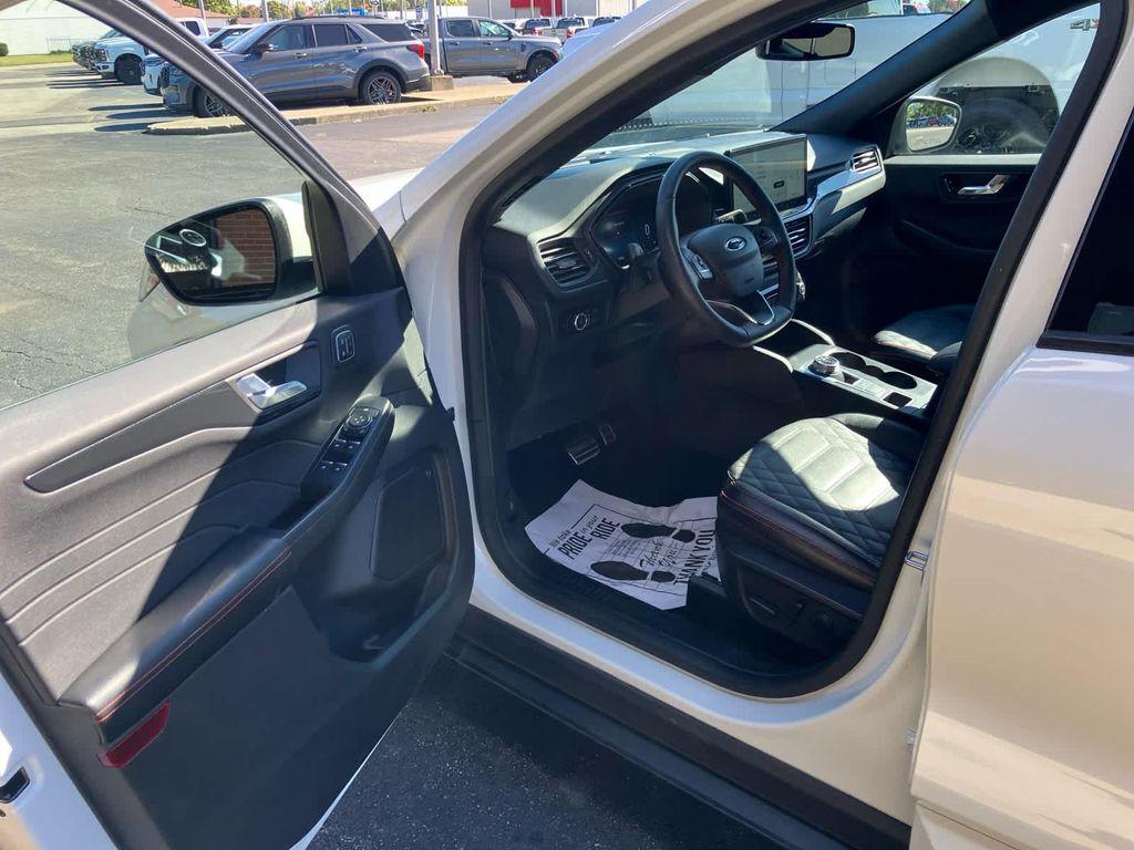 used 2023 Ford Escape car, priced at $26,783