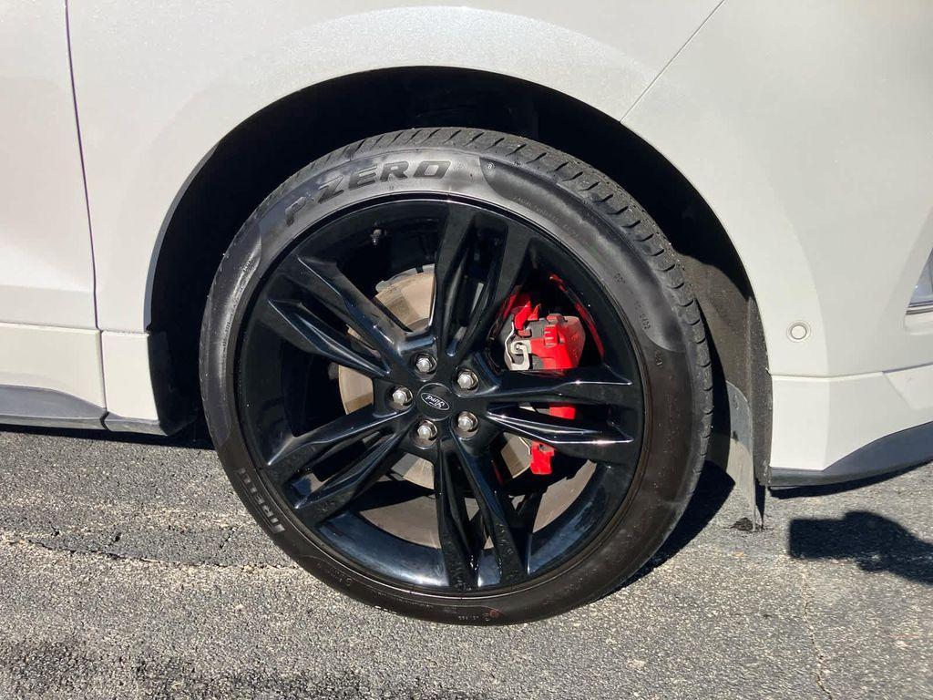 used 2023 Ford Edge car, priced at $34,056