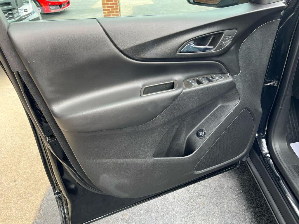used 2023 Chevrolet Equinox car, priced at $23,520