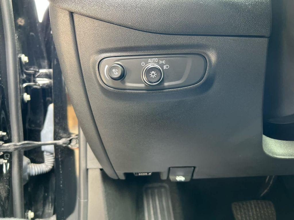 used 2023 Chevrolet Equinox car, priced at $23,520