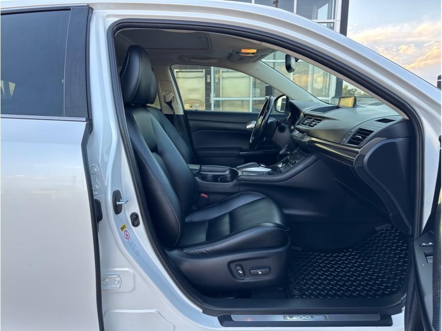 used 2017 Lexus CT 200h car, priced at $16,990